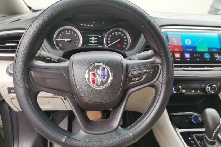 Used Buick GL6 2019 18T 6-Seater Elite Version China VI Standard Steering Wheel