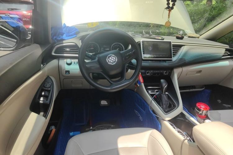 Used Buick GL6 2019 18T 6-Seater Elite Version China VI Standard Steering Wheel