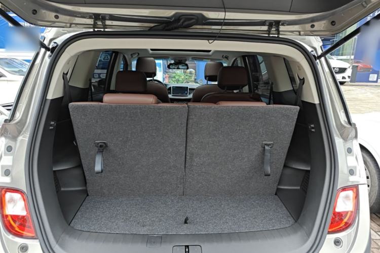 Used Buick GL6 2019 18T 6-Seater Connected Luxury Version China VI Standard Trunk