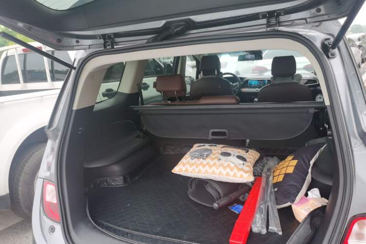Used Buick GL6 2019 18T 5-Seater Connected Luxury Version China V Standard Trunk