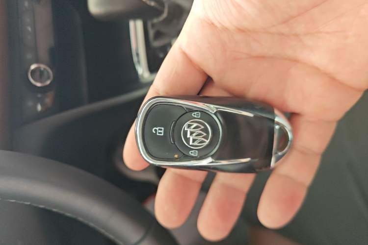 Used Buick GL6 2019 18T 6-Seater Connected Luxury Version China VI Standard Vehicle Key