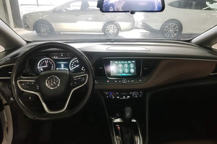 Used Buick GL6 2019 18T 5-Seater Connected Luxury Version China V Standard Center Console