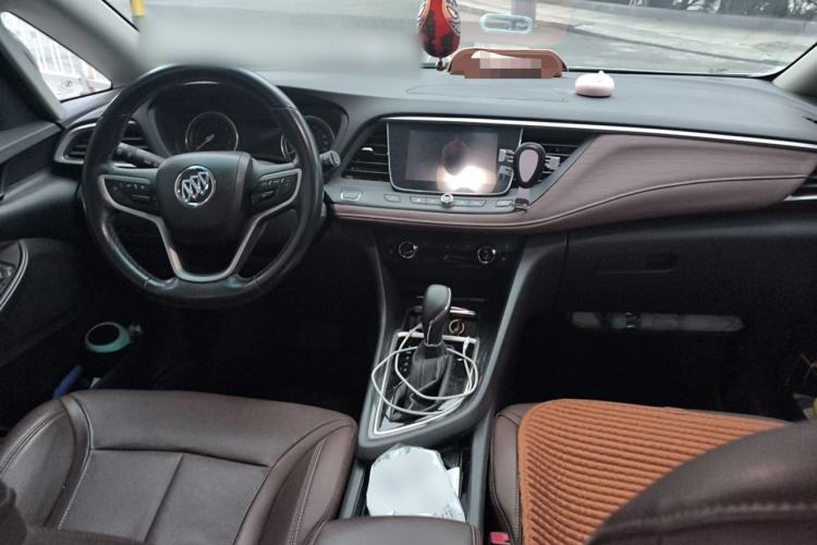 Used Buick GL6 2019 18T 6-Seater Connected Luxury Version China V Standard Center Console