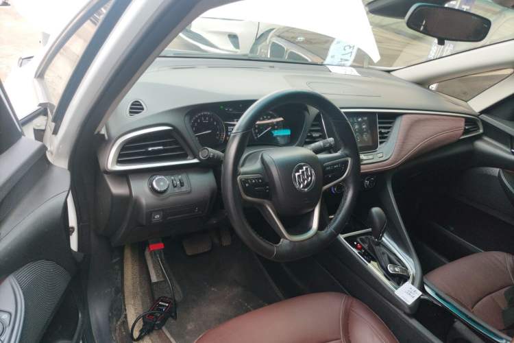 Used Buick GL6 2019 18T 6-Seater Connected Luxury Version China VI Standard Center Console