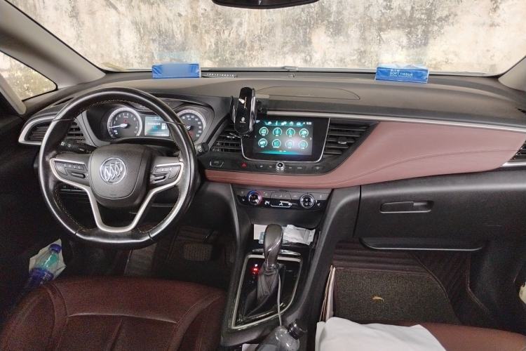 Used Buick GL6 2019 18T 6-Seater Connected Luxury Version China VI Standard Center Console