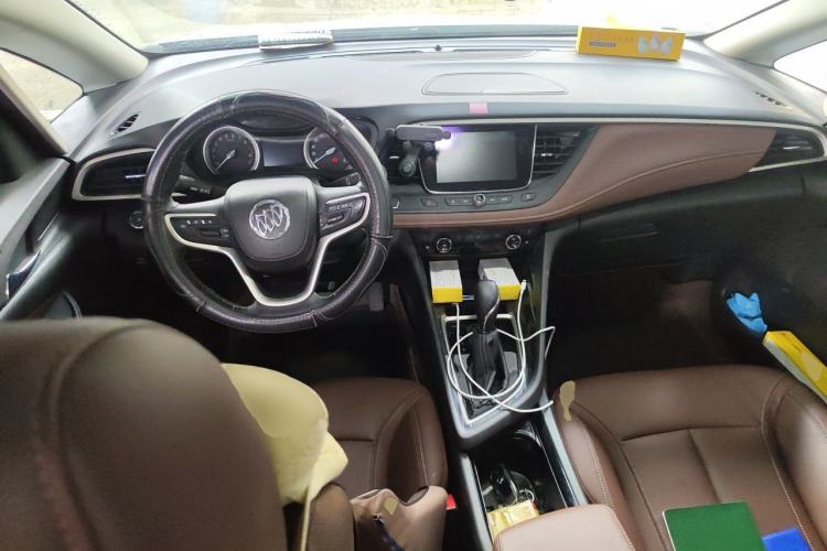 Used Buick GL6 2019 18T 6-Seater Connected Luxury Version China VI Standard Center Console