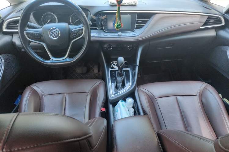 Used Buick GL6 2019 18T 6-Seater Connected Luxury Version China V Standard Center Console