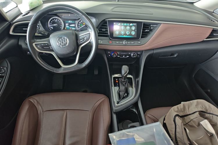 Used Buick GL6 2019 18T 6-Seater Connected Luxury Version China VI Standard Center Console