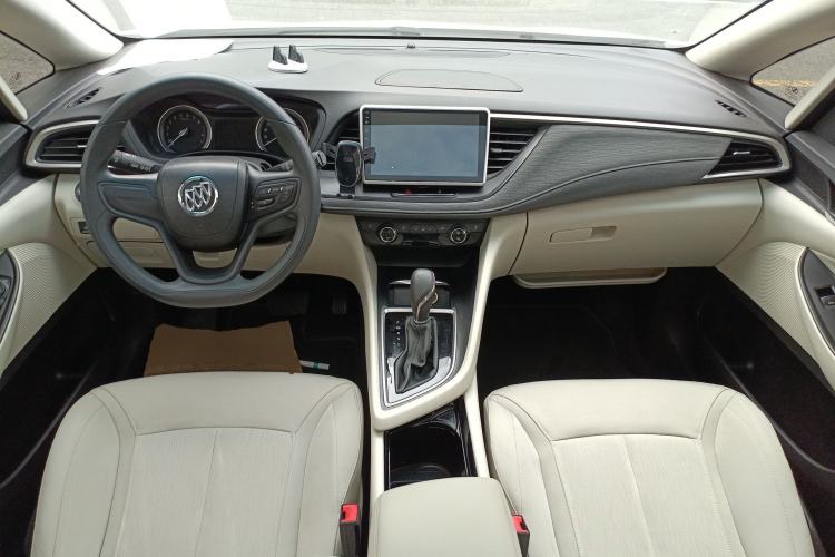 Used Buick GL6 2019 18T 6-Seater Elite Version China VI Standard Center Console