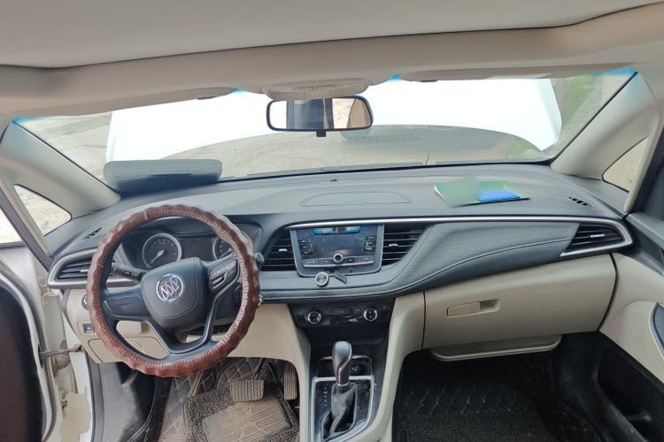 Used Buick GL6 2019 18T 6-Seater Elite Version China VI Standard Center Console