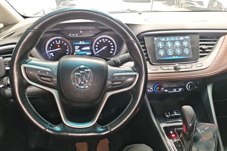 Used Buick GL6 2019 18T 6-Seater Connected Luxury Version China V Standard Center Console