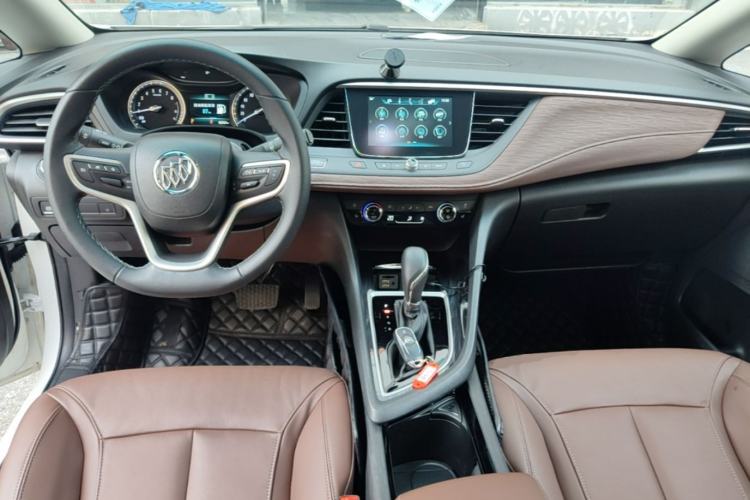 Used Buick GL6 2019 18T 6-Seater Connected Luxury Version China VI Standard Center Console