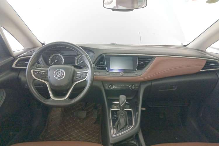 Used Buick GL6 2019 18T 6-Seater Connected Luxury Version China VI Standard Center Console