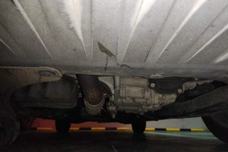 Used Buick GL6 2019 18T 6-Seater Elite Version China VI Standard Chassis Front