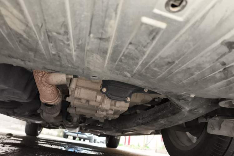 Used Buick GL6 2019 18T 6-Seater Connected Luxury Version China V Standard Chassis Front