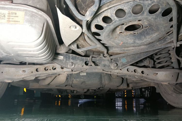 Used Buick GL6 2019 18T 6-Seater Connected Luxury Version China VI Standard Chassis Rear