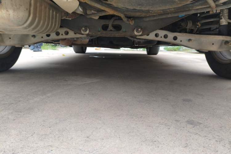 Used Buick GL6 2019 18T 6-Seater Elite Version China VI Standard Chassis Rear