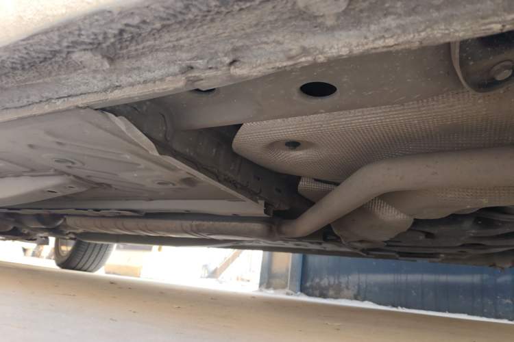 Used Buick GL6 2019 18T 6-Seater Connected Luxury Version China VI Standard Chassis Rear Left