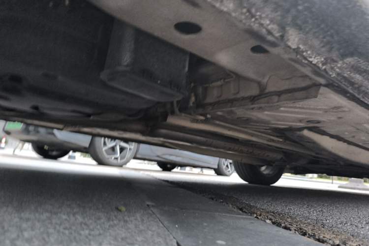 Used Buick GL6 2019 18T 6-Seater Connected Luxury Version China V Standard Chassis Rear Right