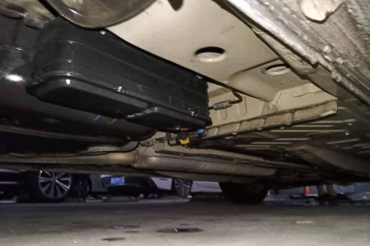 Used Buick GL6 2019 18T 6-Seater Elite Version China VI Standard Chassis Rear Right