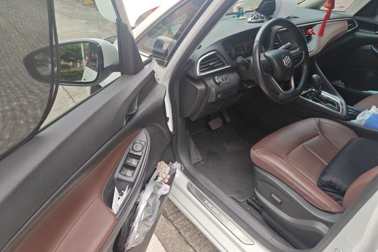Used Buick GL6 2019 18T 6-Seater Connected Luxury Version China VI Standard Driver Seat