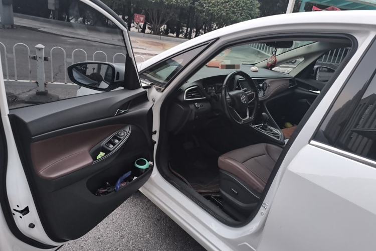 Used Buick GL6 2019 18T 6-Seater Connected Luxury Version China V Standard Driver Seat