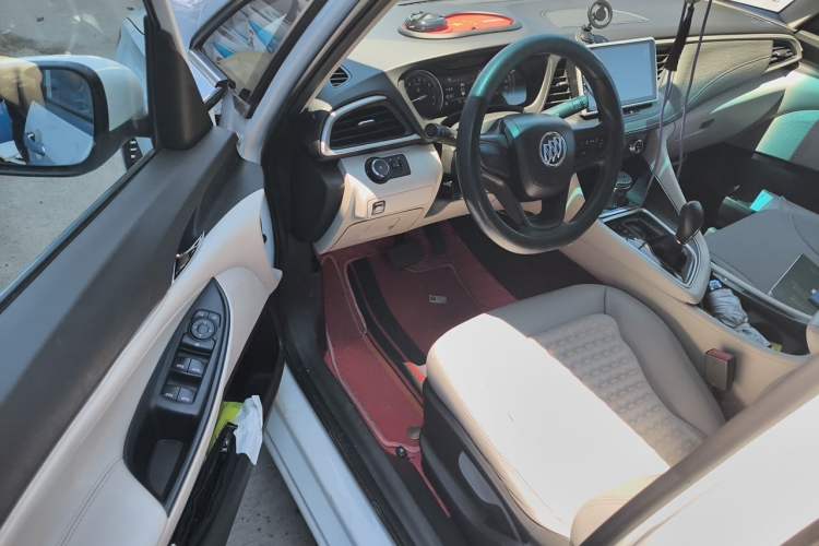 Used Buick GL6 2019 18T 6-Seater Elite Version China V Standard Driver Seat