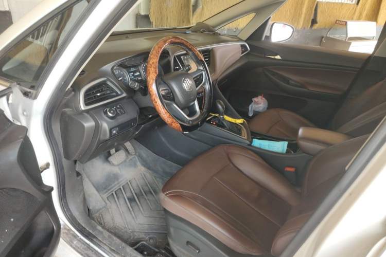 Used Buick GL6 2019 18T 6-Seater Connected Luxury Version China VI Standard Driver Seat