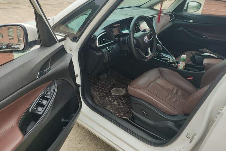 Used Buick GL6 2019 18T 6-Seater Connected Luxury Version China VI Standard Driver Seat