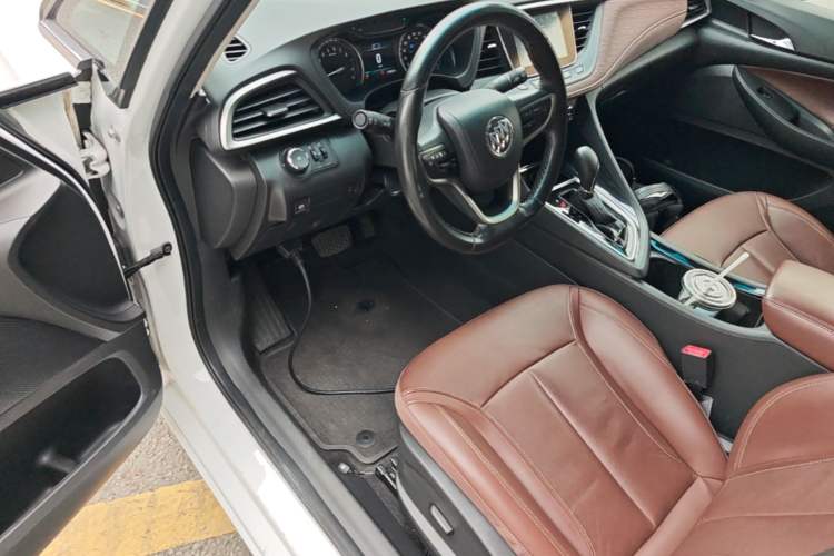 Used Buick GL6 2019 18T 6-Seater Connected Luxury Version China VI Standard Driver Seat