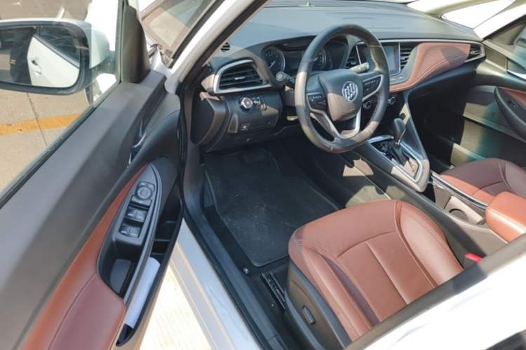 Used Buick GL6 2019 18T 6-Seater Connected Luxury Version China VI Standard Driver Seat