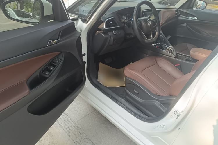 Used Buick GL6 2019 18T 6-Seater Connected Luxury Version China VI Standard Driver Seat