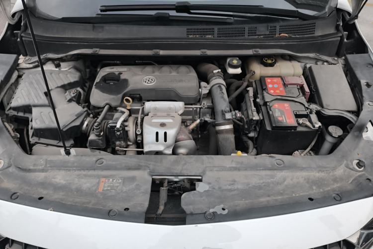 Used Buick GL6 2019 18T 6-Seater Connected Luxury Version China V Standard Engine Bay