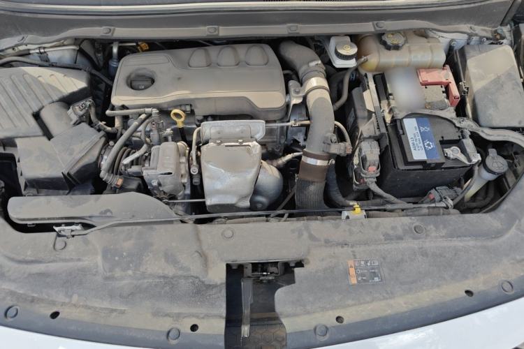Used Buick GL6 2019 18T 6-Seater Connected Luxury Version China VI Standard Engine Bay