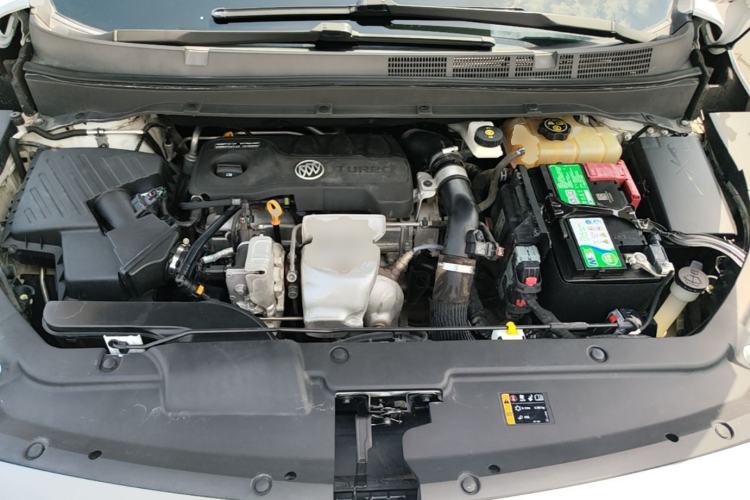 Used Buick GL6 2019 18T 6-Seater Elite Version China VI Standard Engine Bay