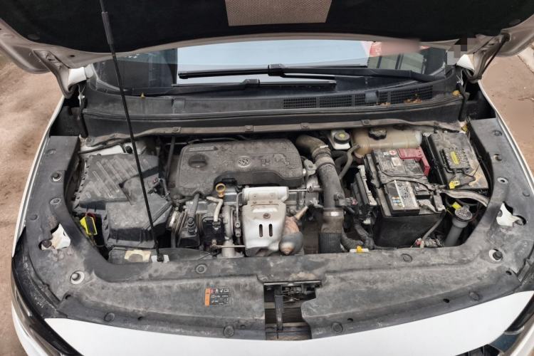 Used Buick GL6 2019 18T 6-Seater Connected Luxury Version China V Standard Engine Bay