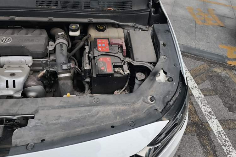 Used Buick GL6 2019 18T 6-Seater Connected Luxury Version China V Standard Engine Bay Left