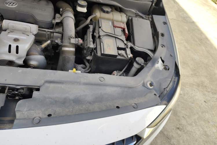 Used Buick GL6 2019 18T 6-Seater Connected Luxury Version China V Standard Engine Bay Left