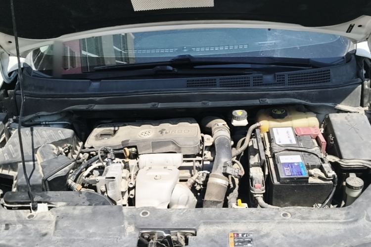Used Buick GL6 2019 18T 6-Seater Connected Luxury Version China VI Standard Engine Bay