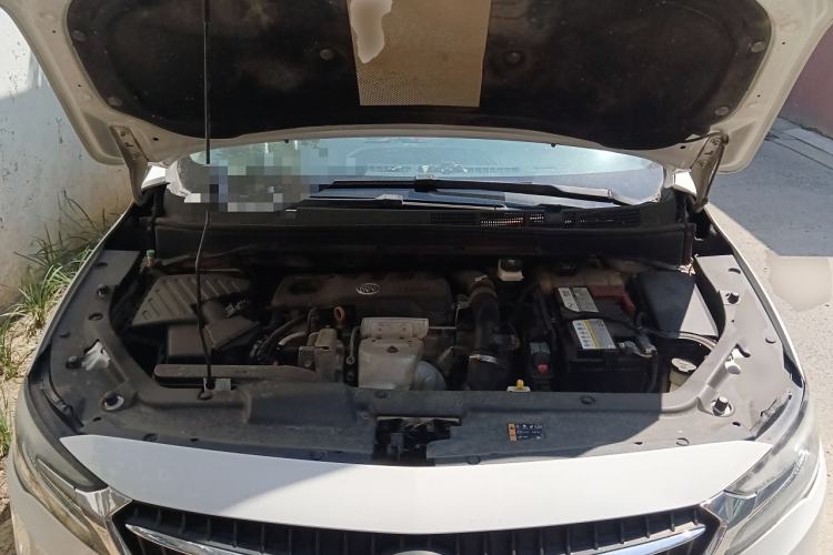 Used Buick GL6 2019 18T 6-Seater Connected Luxury Version China VI Standard Engine Bay
