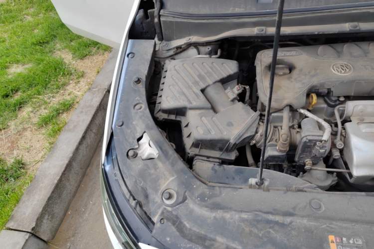 Used Buick GL6 2019 18T 6-Seater Connected Luxury Version China V Standard Engine Bay Right