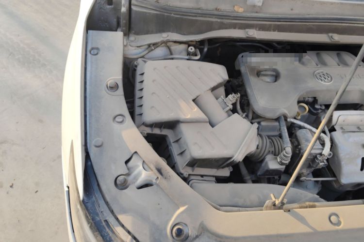 Used Buick GL6 2019 18T 6-Seater Connected Luxury Version China VI Standard Engine Bay Right