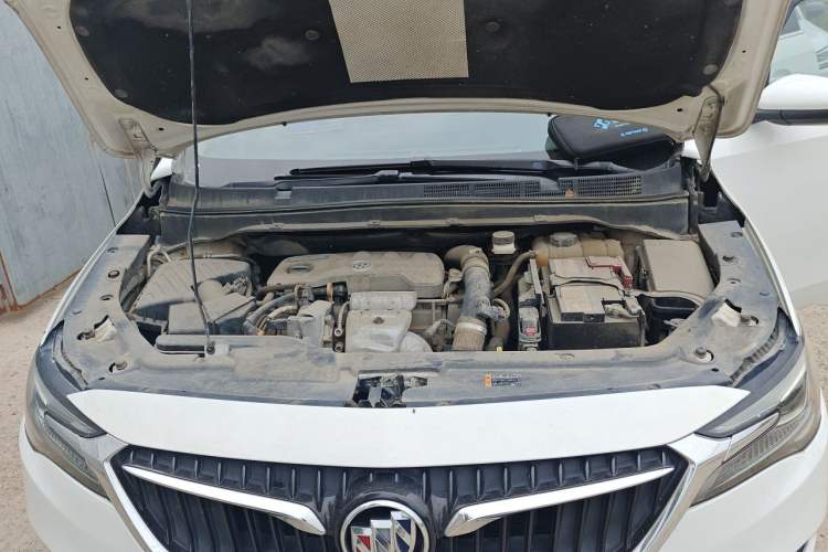 Used Buick GL6 2019 18T 6-Seater Elite Version China VI Standard Engine Bay
