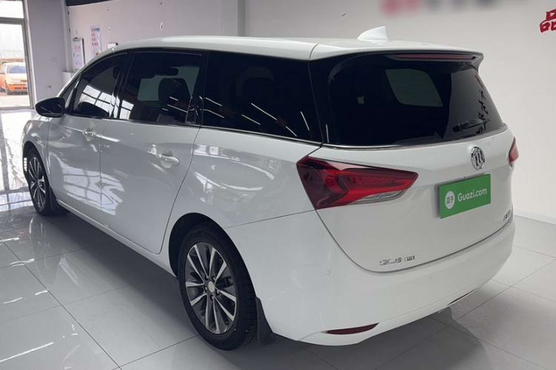 Used Buick GL6 2019 18T 6-Seater Connected Luxury Version China V Standard Exterior 1