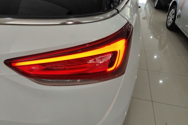 Used Buick GL6 2019 18T 6-Seater Elite Version China V Standard Exterior 1