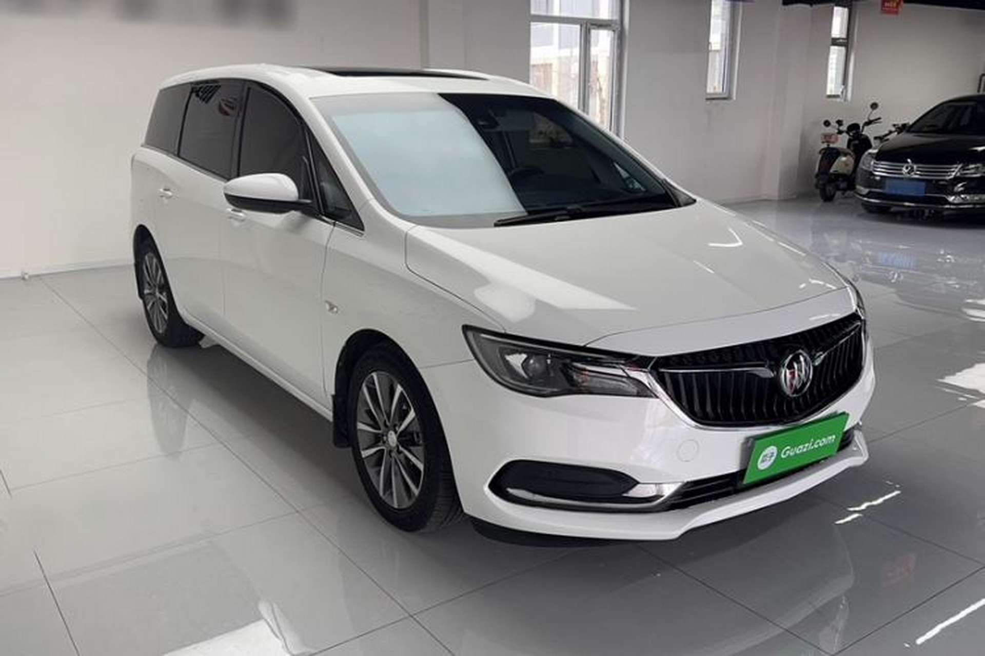 Used Buick GL6 2019 18T 6-Seater Connected Luxury Version China V Standard Exterior 3