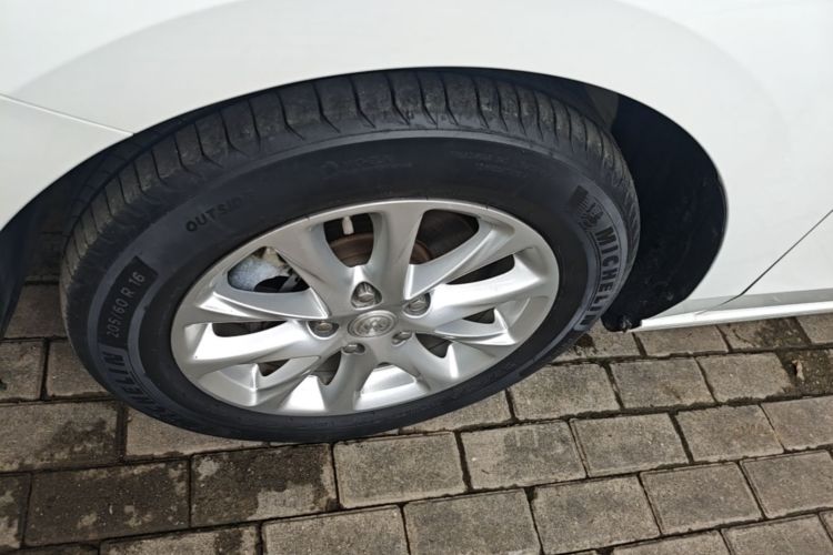 Used Buick GL6 2019 18T 6-Seater Elite Version China VI Standard Exterior 5