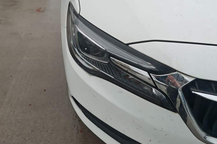 Used Buick GL6 2019 18T 6-Seater Connected Luxury Version China VI Standard Exterior 6