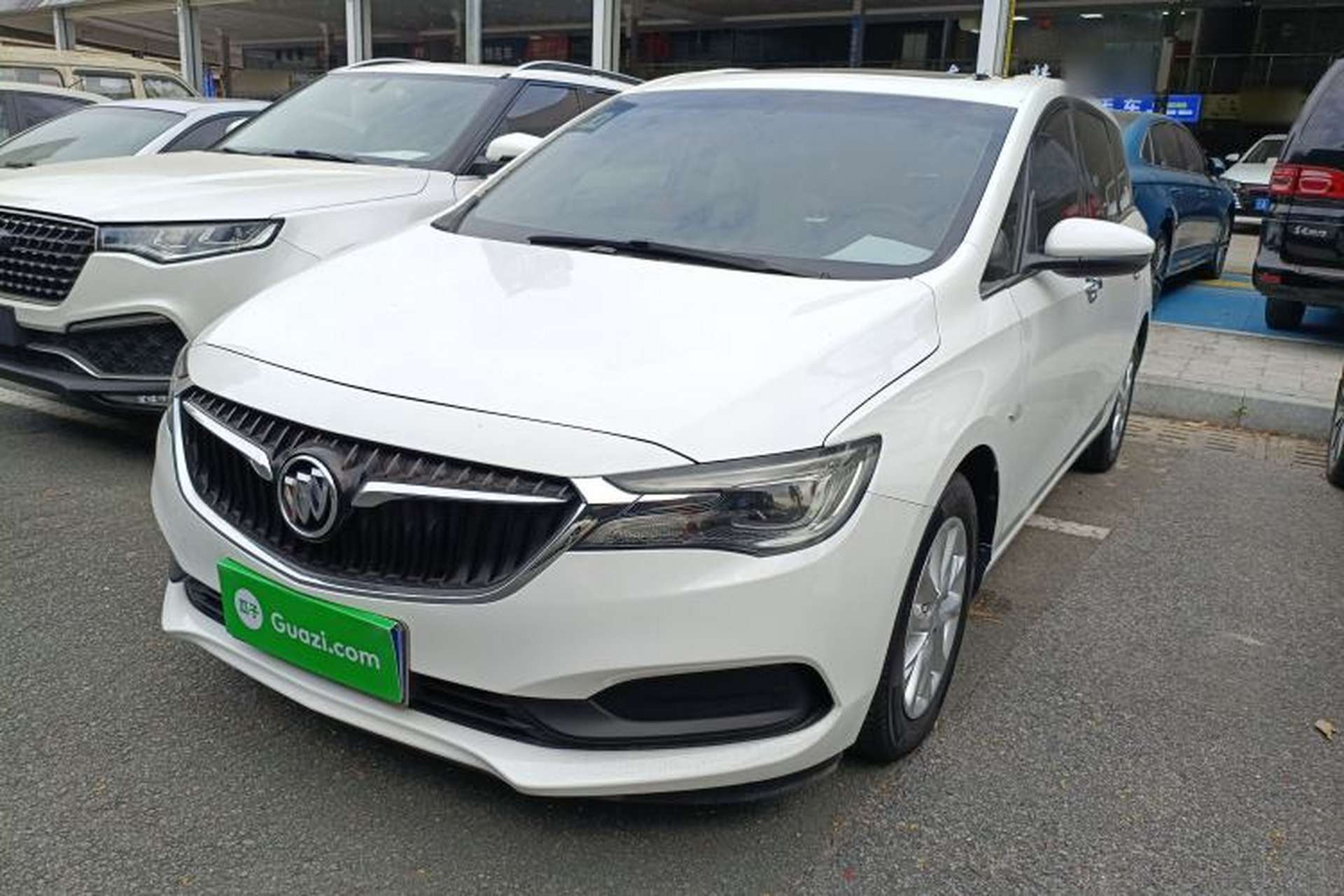Used Buick GL6 2019 18T 6-Seater Elite Version China VI Standard Front Left 45 Deg