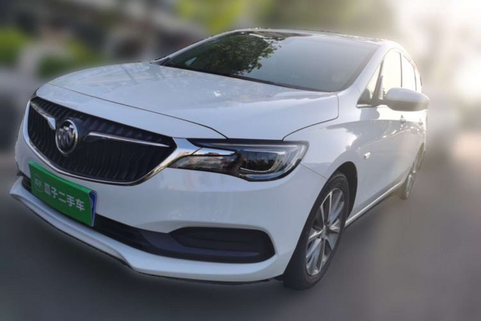 Used Buick GL6 2019 18T 6-Seater Connected Luxury Version China VI Standard Front Left 45 Deg